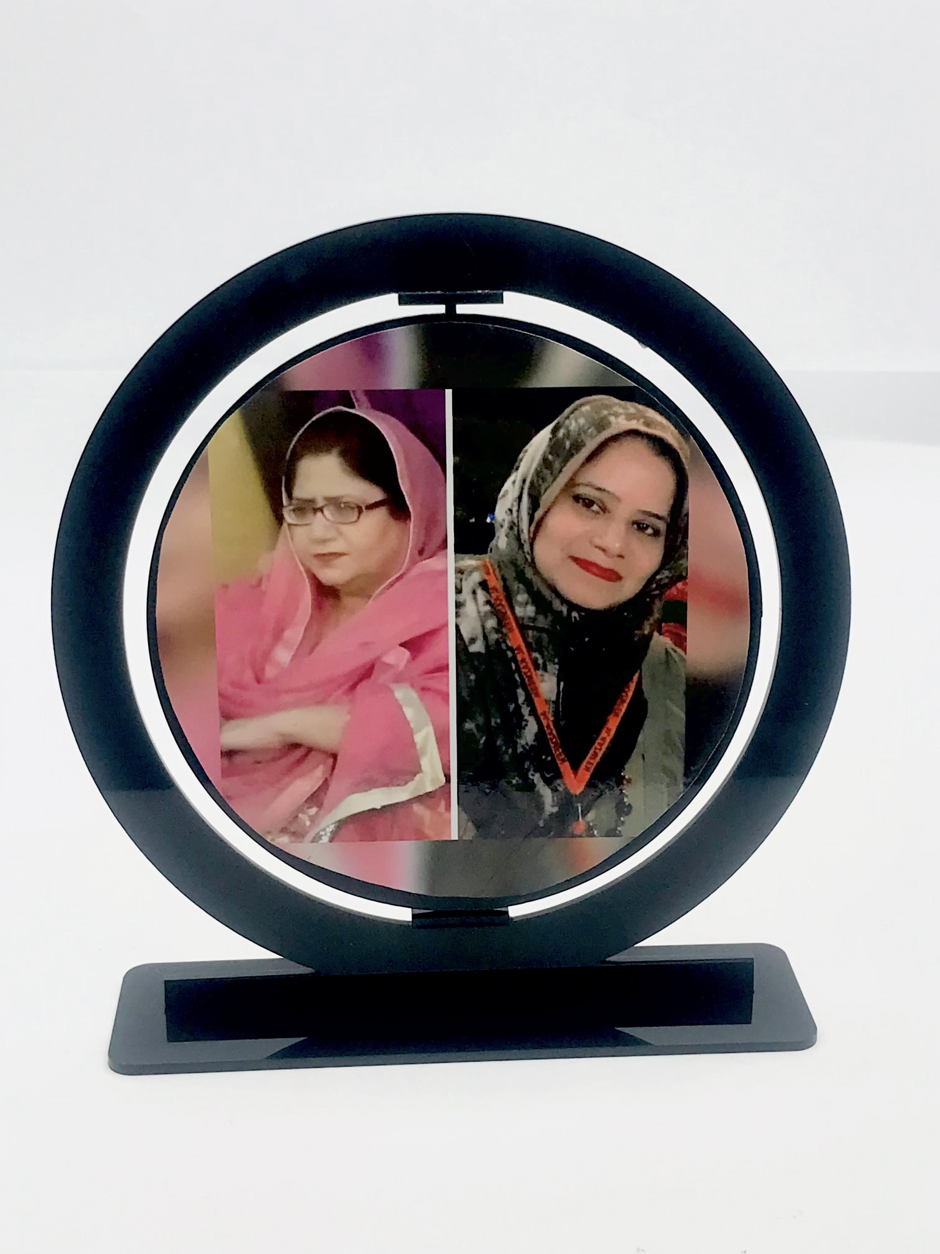 Customize Rotating Circle Frame