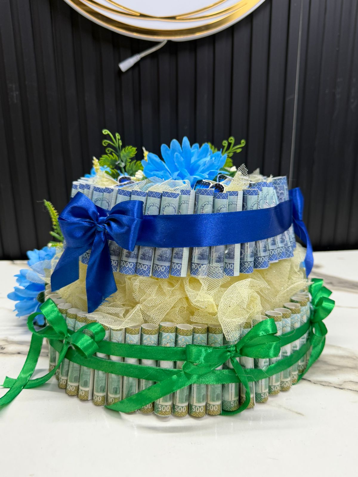 MONEY CAKE BEST GIFT FOR HEM /HER